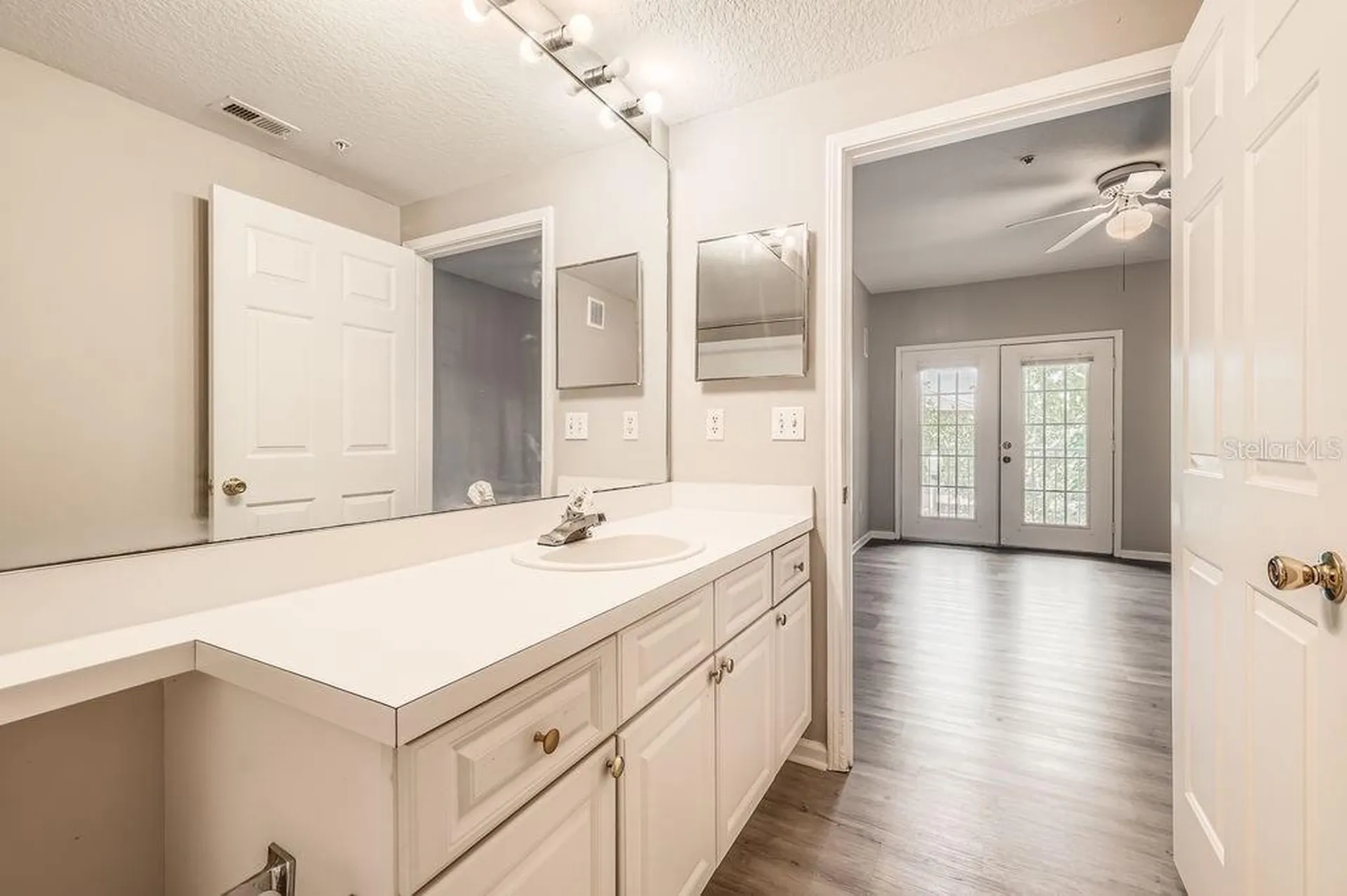 14238 Fredricksburg Drive Orlando FL 32837