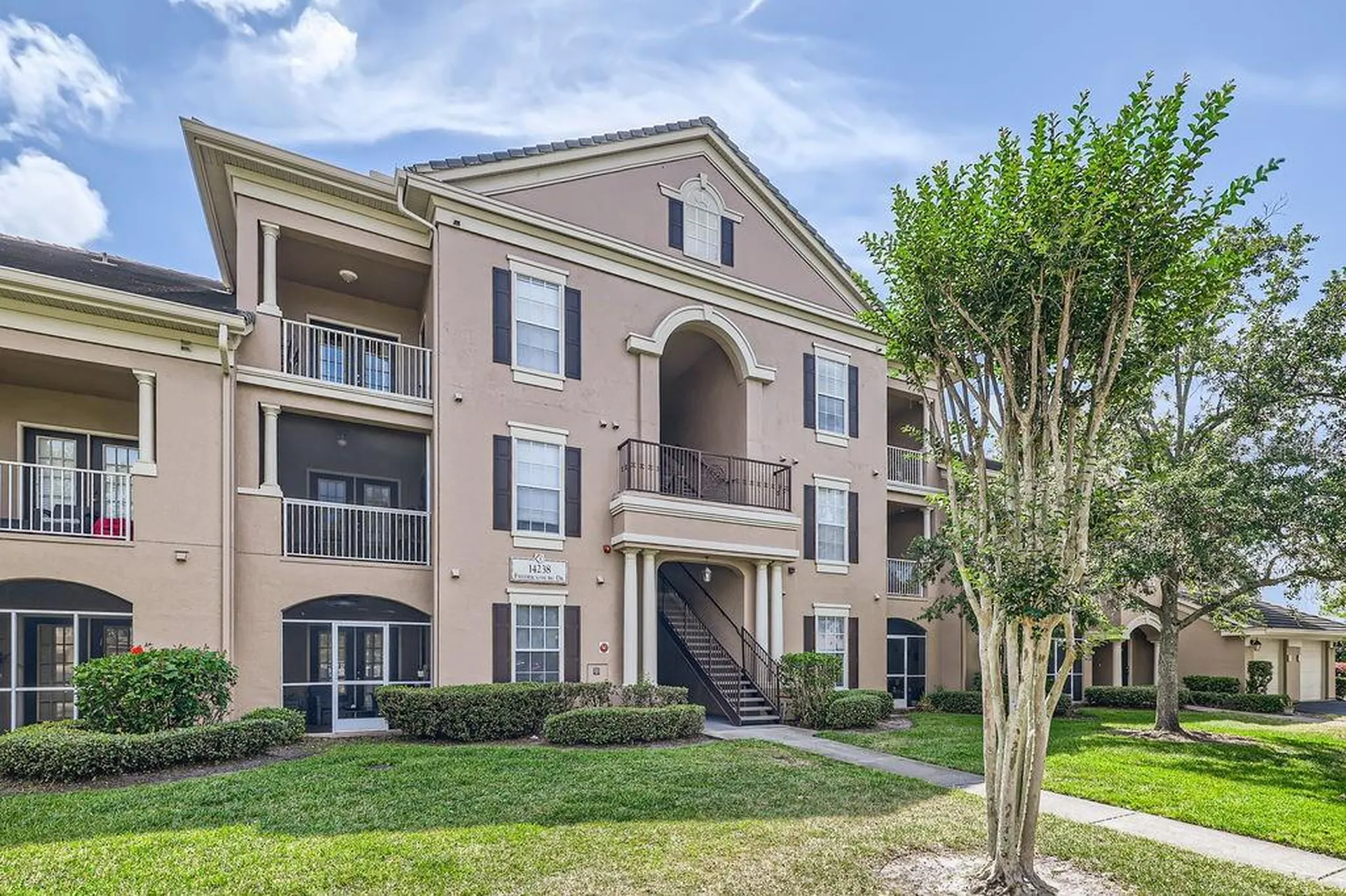 14238 Fredricksburg Drive Orlando FL 32837