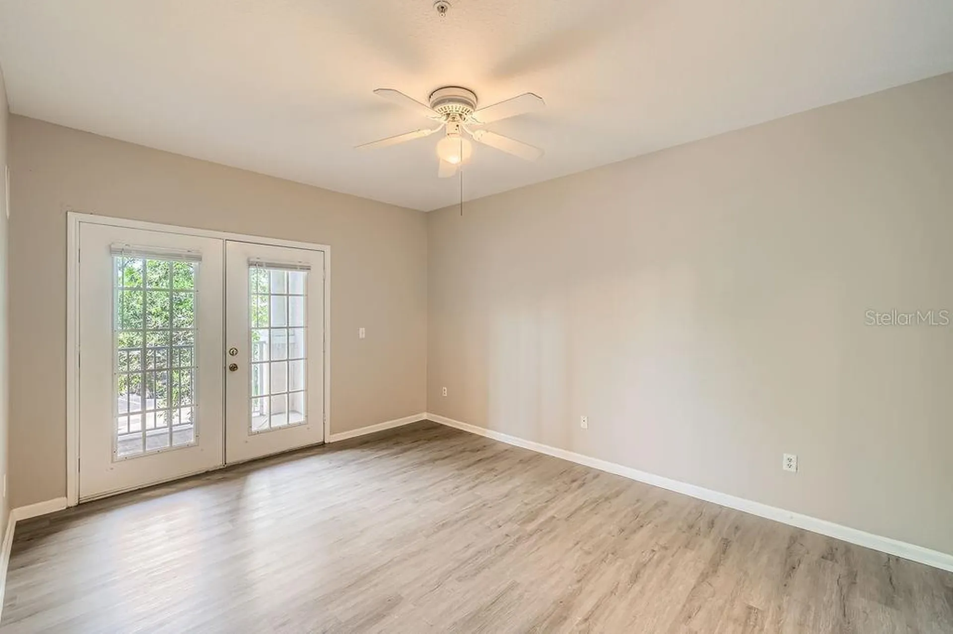 14238 Fredricksburg Drive Orlando FL 32837