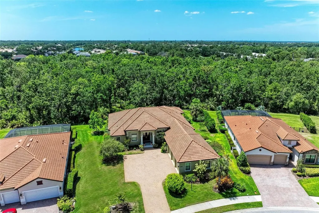 9734 Carnoustie Place Bradenton FL 34211