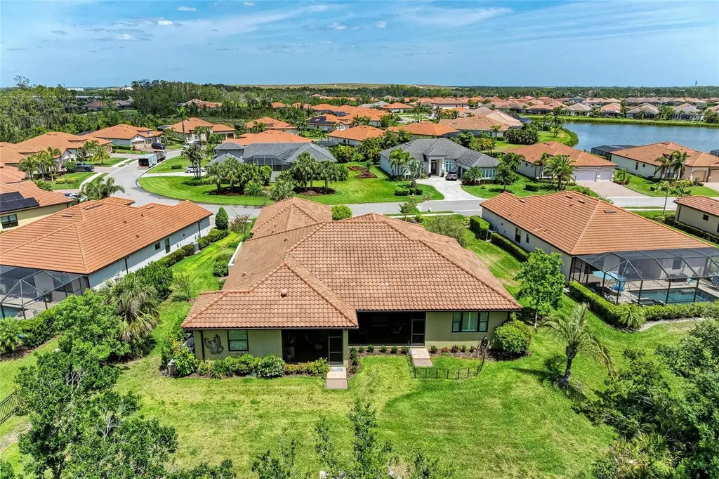 9734 Carnoustie Place Bradenton FL 34211