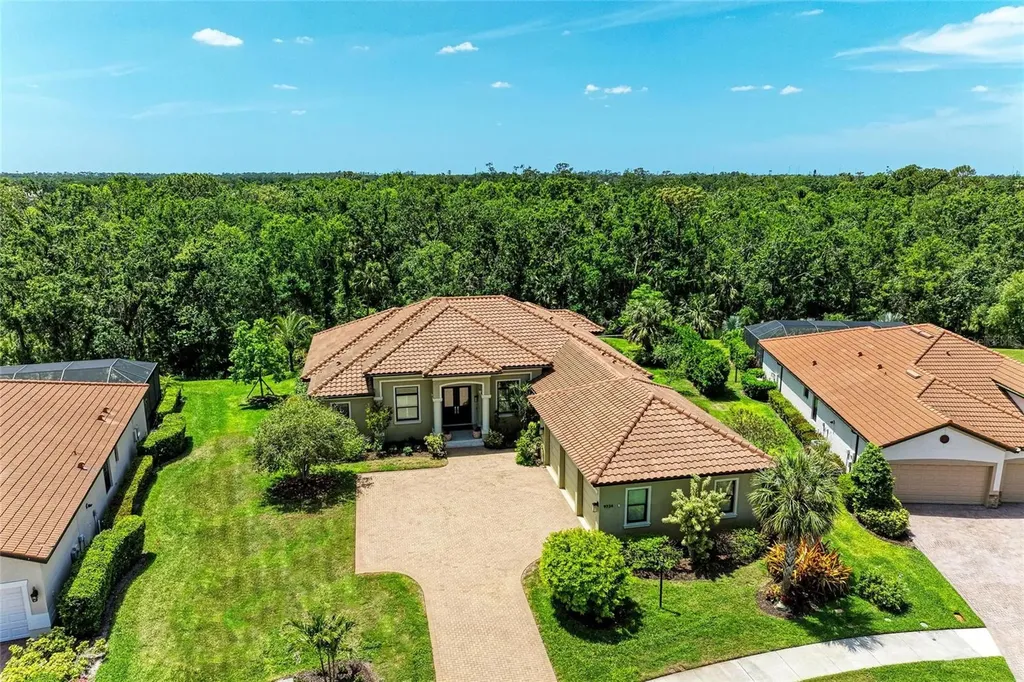 9734 Carnoustie Place Bradenton FL 34211