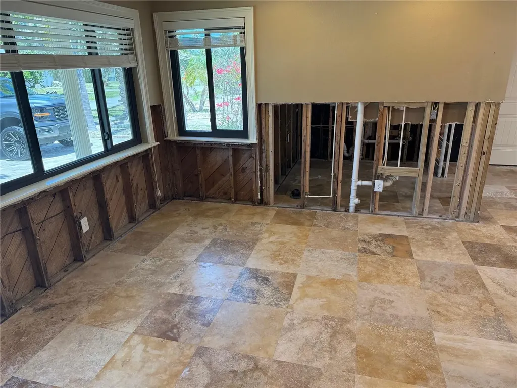 833 Lantana Avenue Clearwater Beach FL 33767