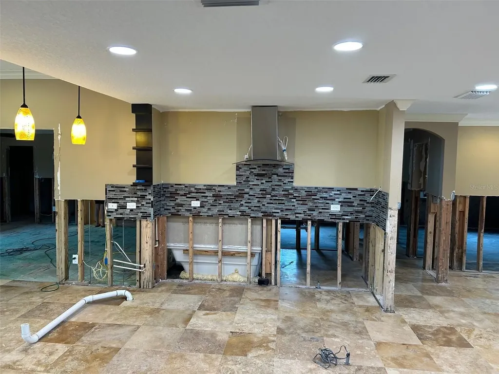 833 Lantana Avenue Clearwater Beach FL 33767