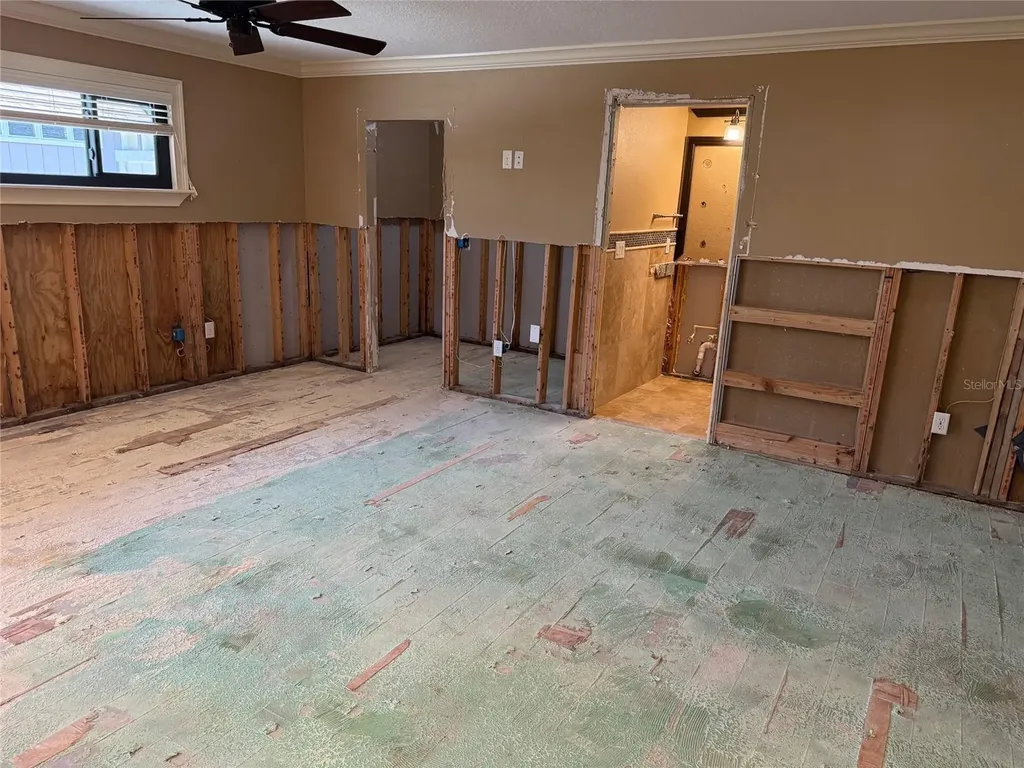 833 Lantana Avenue Clearwater Beach FL 33767