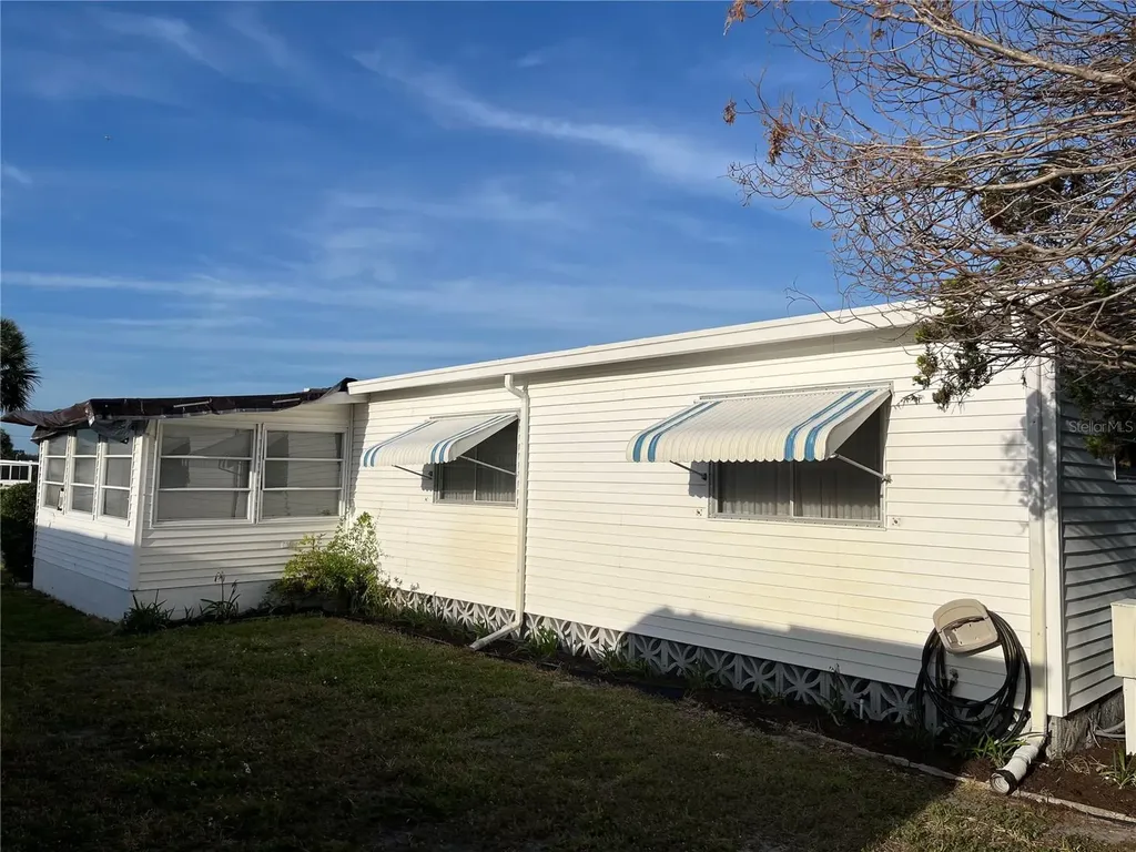 411 Cervina Drive N Venice FL 34285