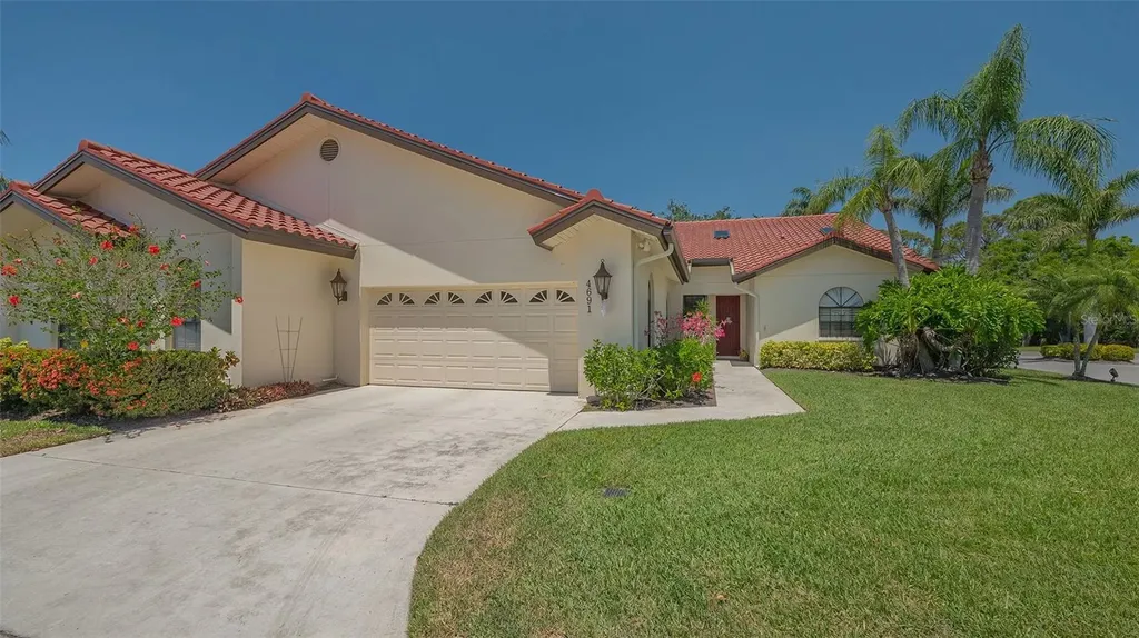 4691 Las Brisas Lane Sarasota FL 34238