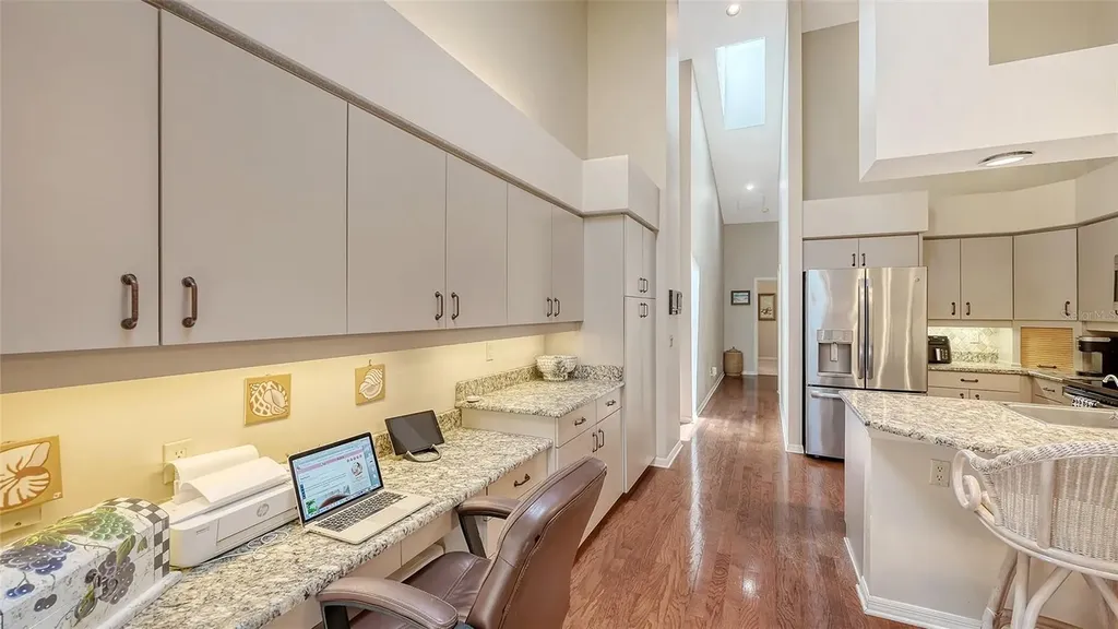 4691 Las Brisas Lane Sarasota FL 34238