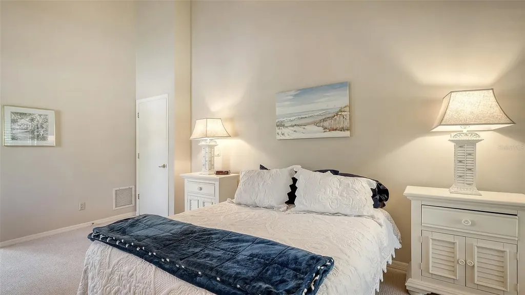 4691 Las Brisas Lane Sarasota FL 34238
