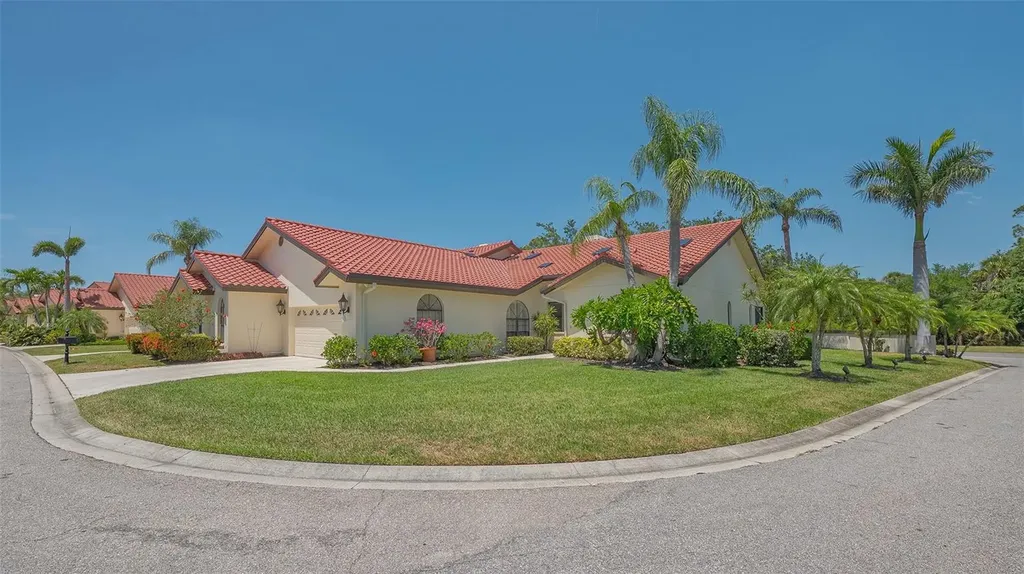4691 Las Brisas Lane Sarasota FL 34238