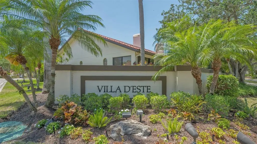 4691 Las Brisas Lane Sarasota FL 34238
