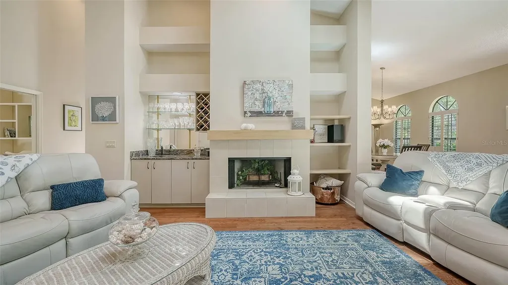 4691 Las Brisas Lane Sarasota FL 34238