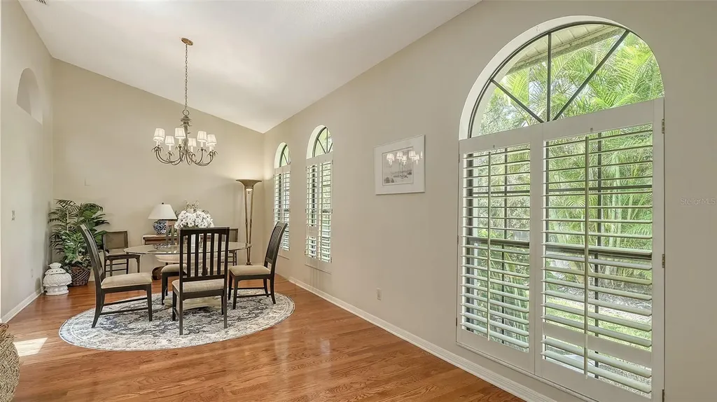4691 Las Brisas Lane Sarasota FL 34238