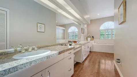 4691 Las Brisas Lane Sarasota FL 34238