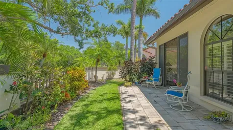 4691 Las Brisas Lane Sarasota FL 34238