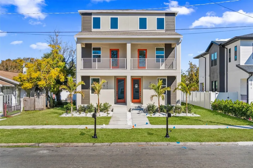2711 W North B Street Tampa FL 33609