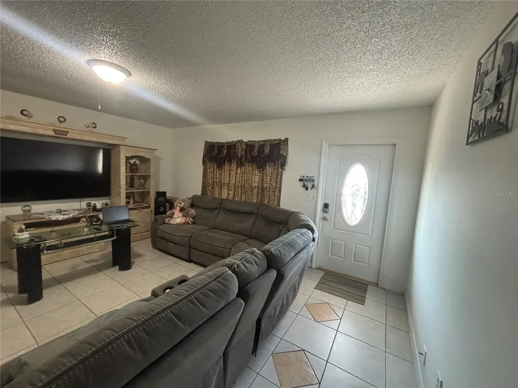 8782 La Boca Avenue North Port FL 34287