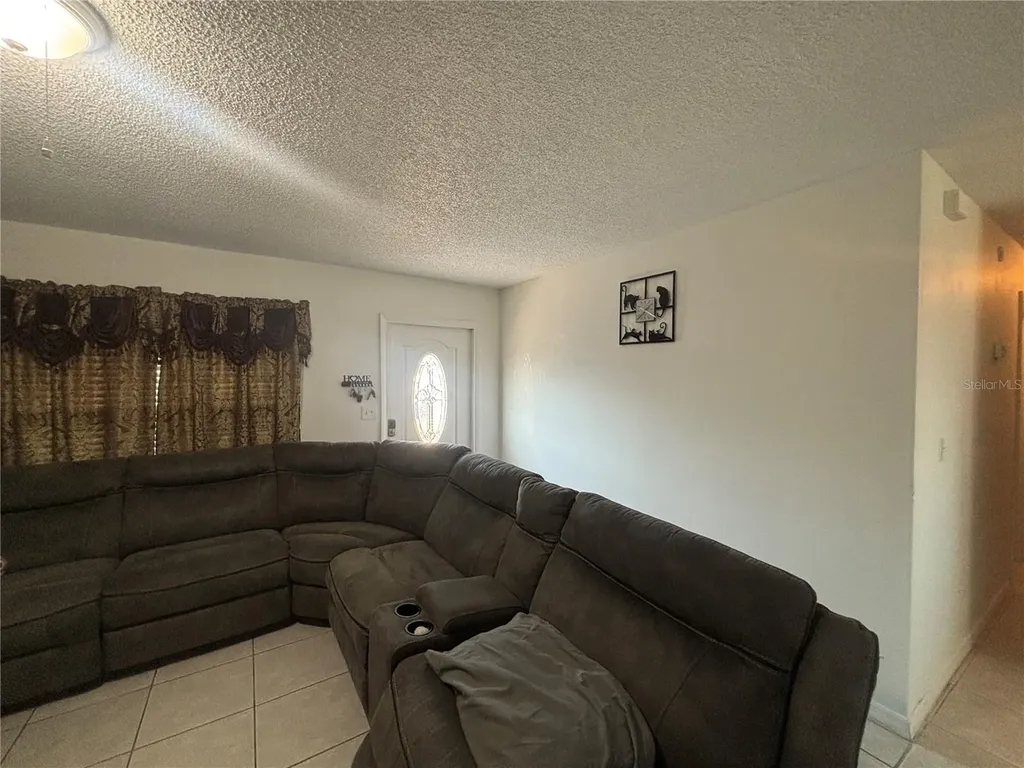 8782 La Boca Avenue North Port FL 34287