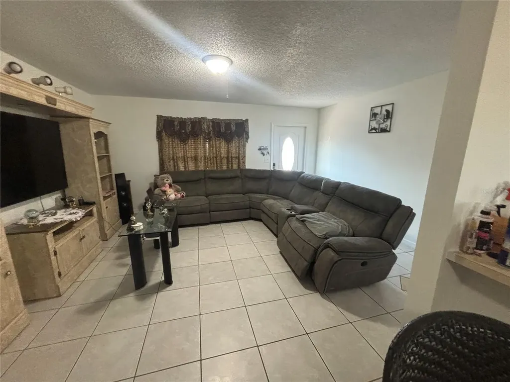 8782 La Boca Avenue North Port FL 34287