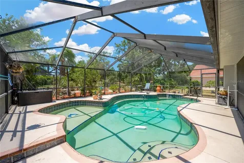 3006 Forest Club Drive Plant City FL 33566