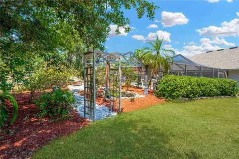 3006 Forest Club Drive Plant City FL 33566