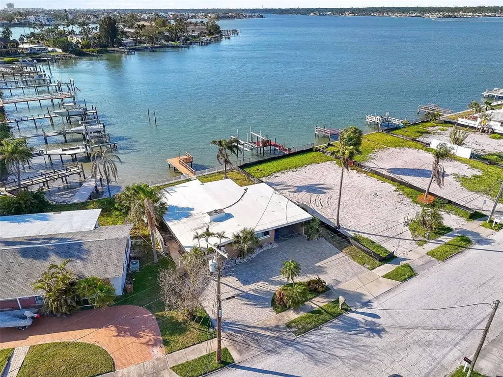 15305 Harbor Drive Madeira Beach FL 33708