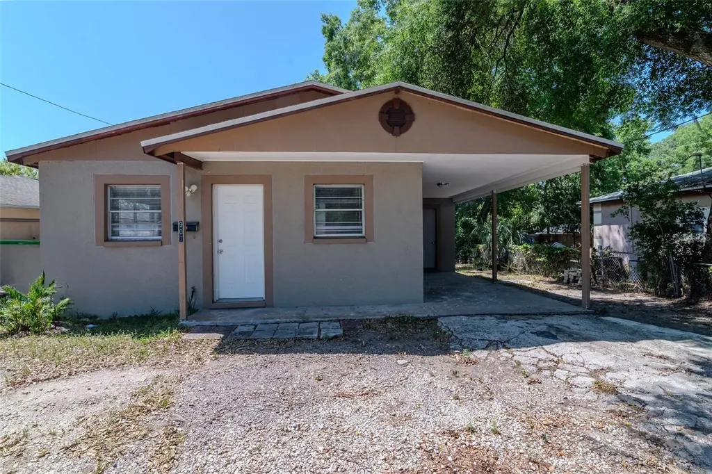 907 Tyner Street Plant City FL 33563