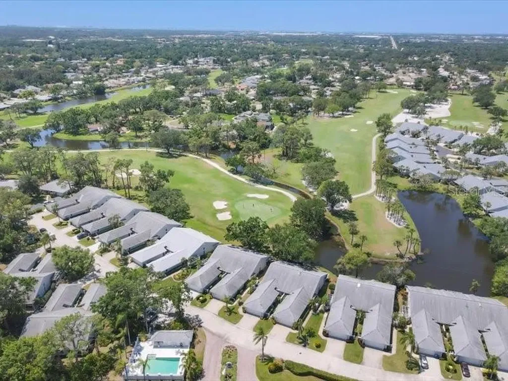 7724 Palm Aire Lane Sarasota FL 34243