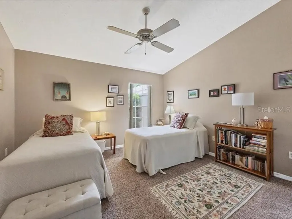 7724 Palm Aire Lane Sarasota FL 34243
