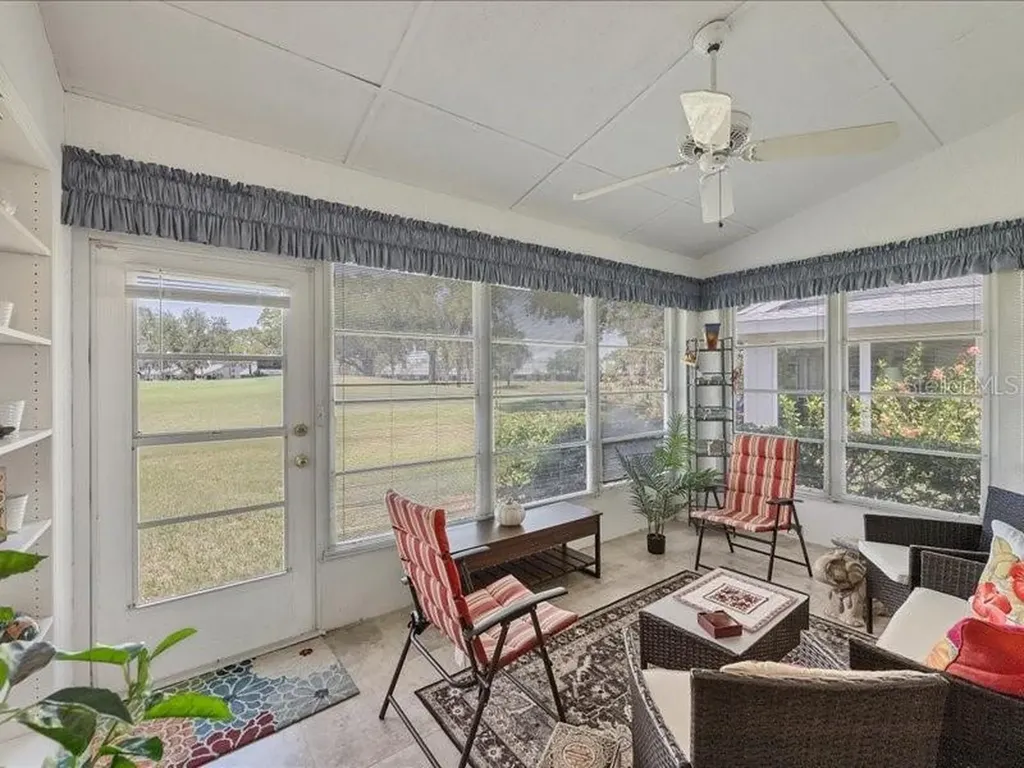 7724 Palm Aire Lane Sarasota FL 34243