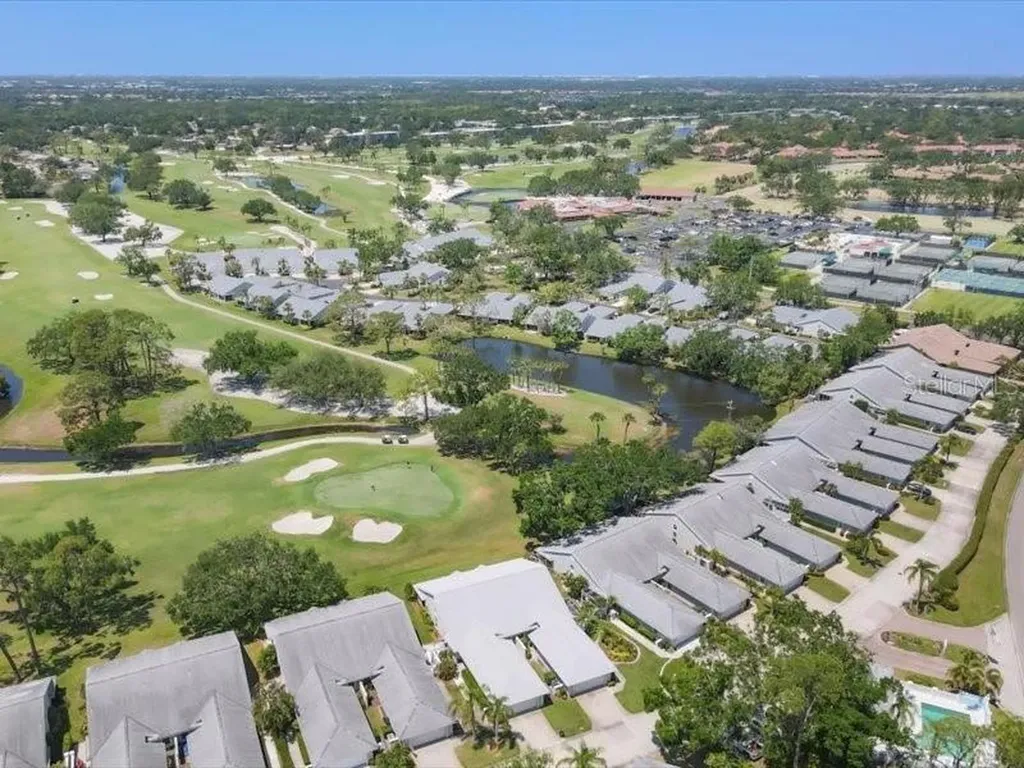 7724 Palm Aire Lane Sarasota FL 34243