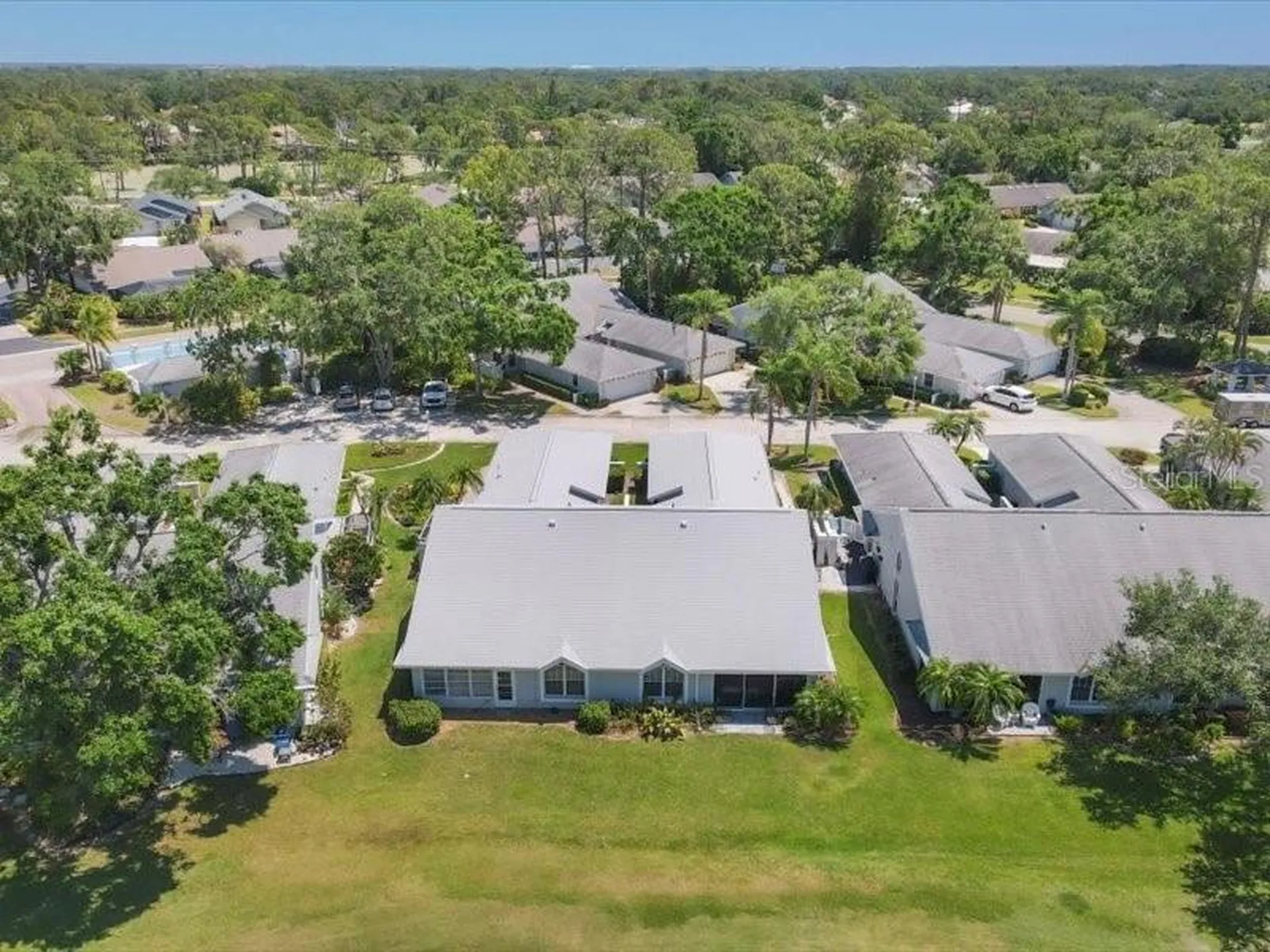 7724 Palm Aire Lane Sarasota FL 34243