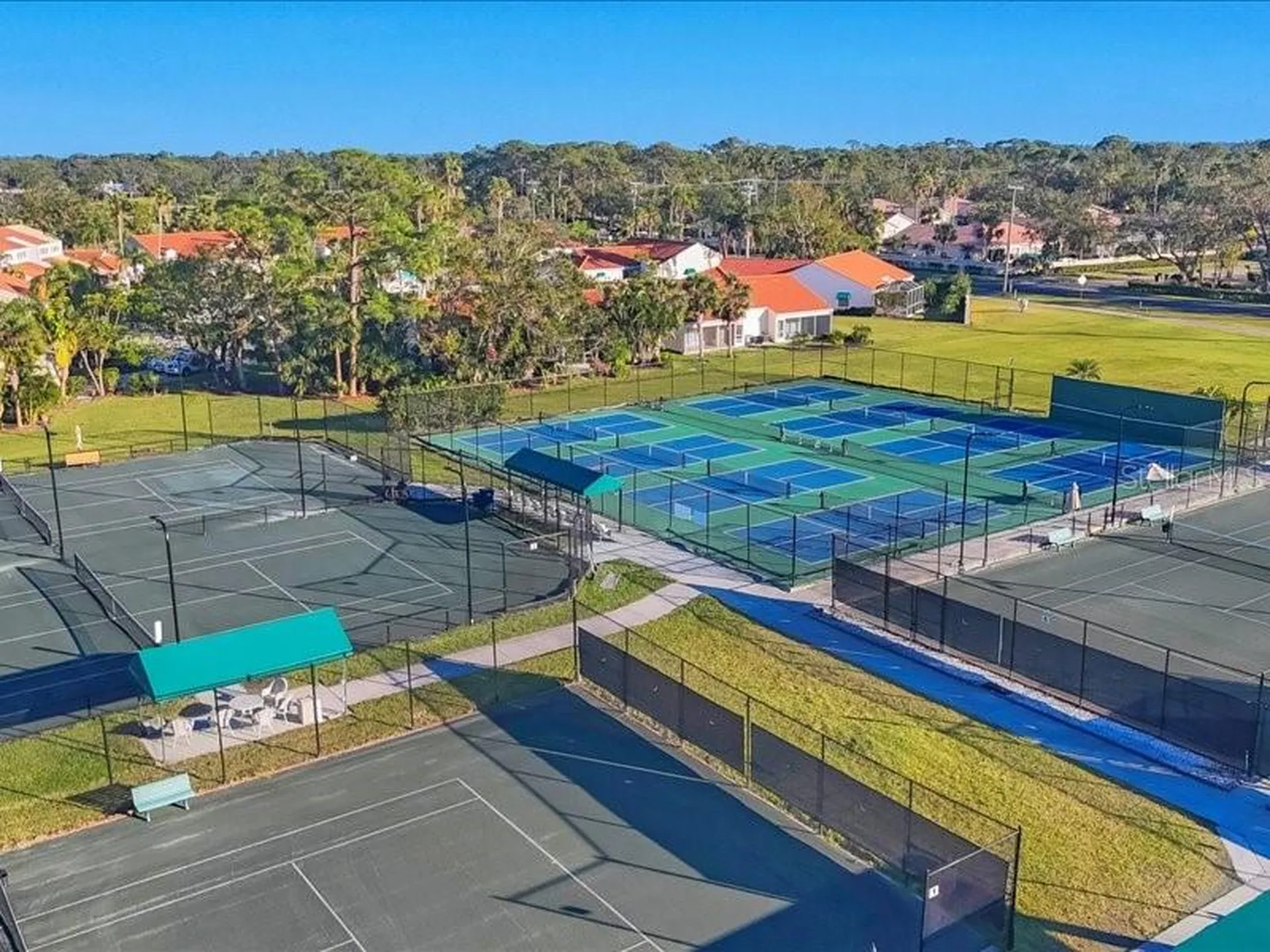 7724 Palm Aire Lane Sarasota FL 34243