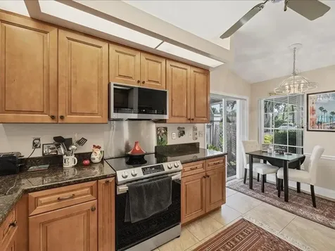7724 Palm Aire Lane Sarasota FL 34243