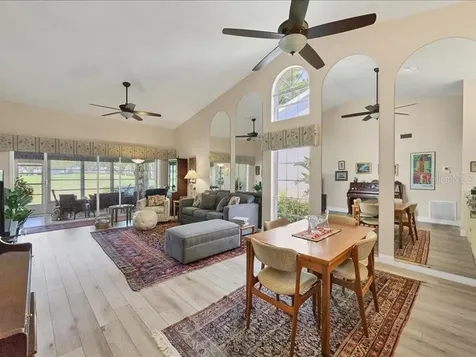 7724 Palm Aire Lane Sarasota FL 34243