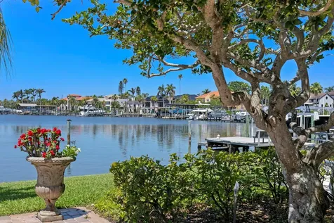 321 Brightwaters Boulevard NE St Petersburg FL 33704