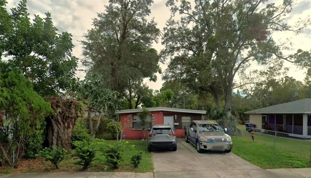 2110 Oakley Avenue S St Petersburg FL 33712
