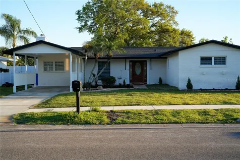 8412 Stillbrook Avenue Tampa FL 33615