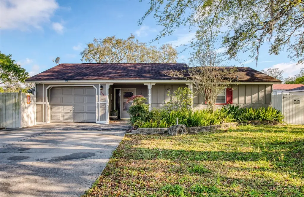 5741 Riddle Road Holiday FL 34690