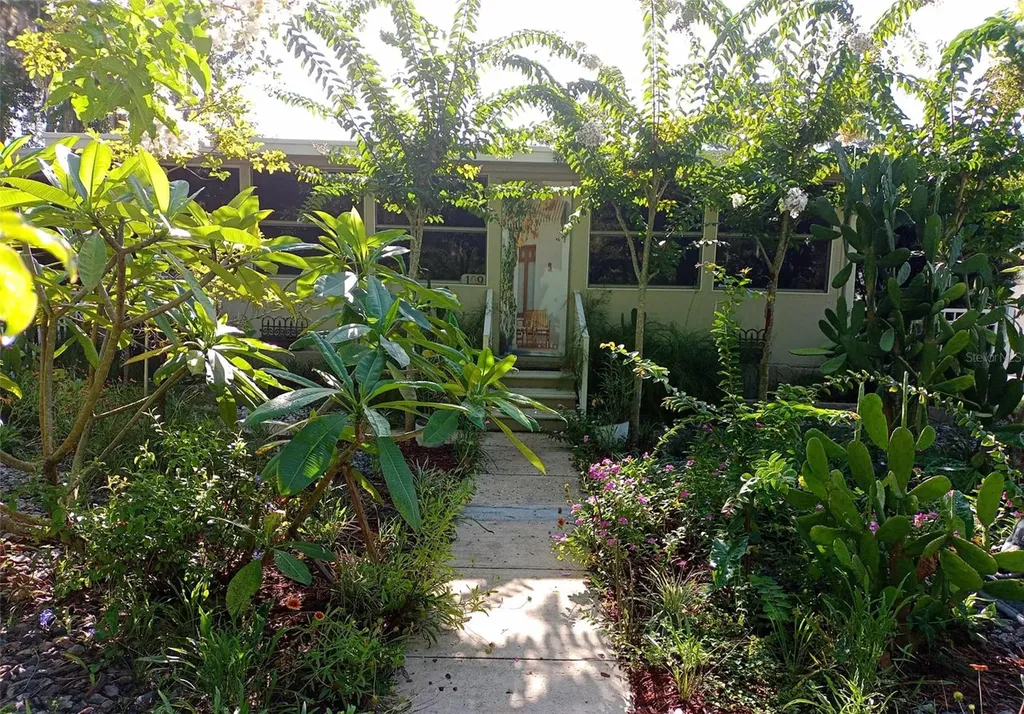 109 Fern Drive Debary FL 32713