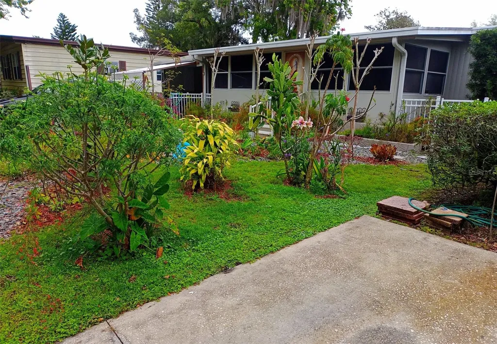 109 Fern Drive Debary FL 32713