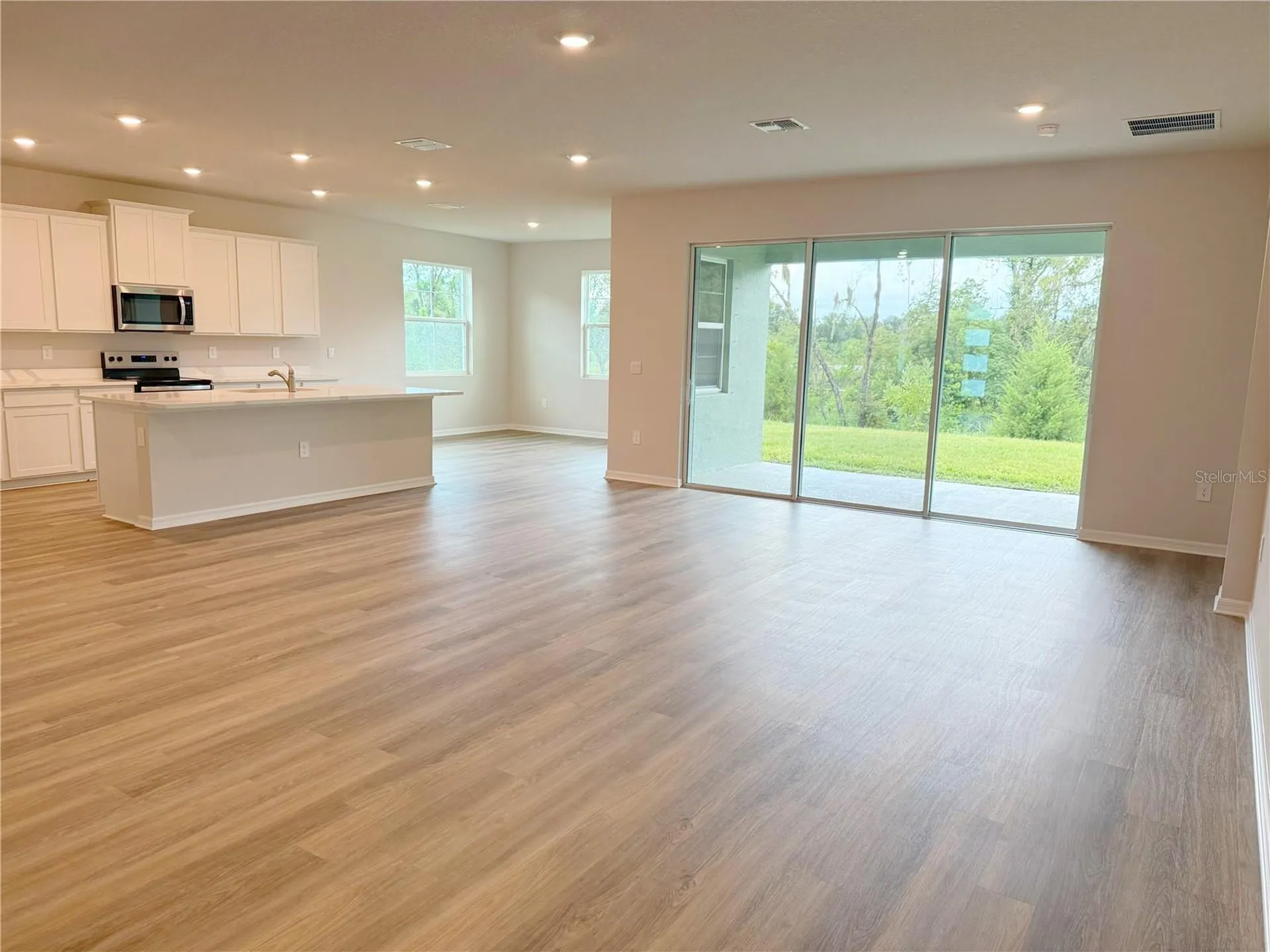 17122 James Trail Parrish FL 34219