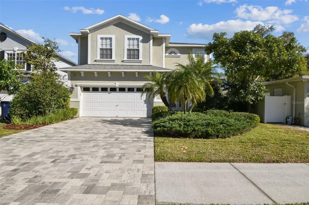 2721 W Gray Street Tampa FL 33609
