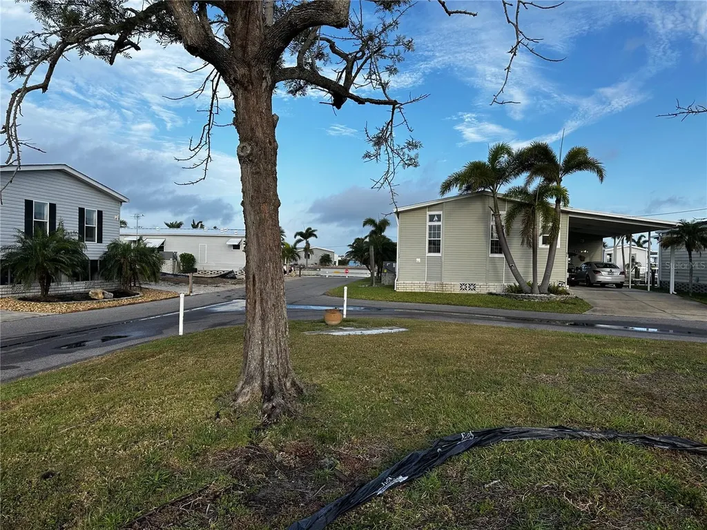 269 Jamaica Drive Palmetto FL 34221