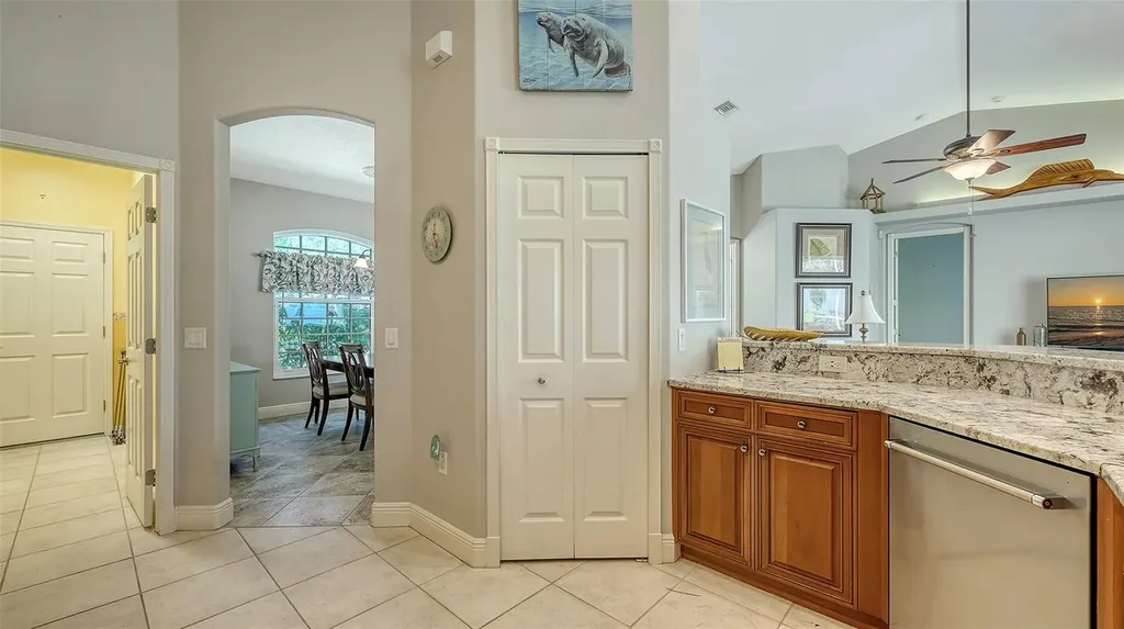 5518 Eastwind Drive Sarasota FL 34233