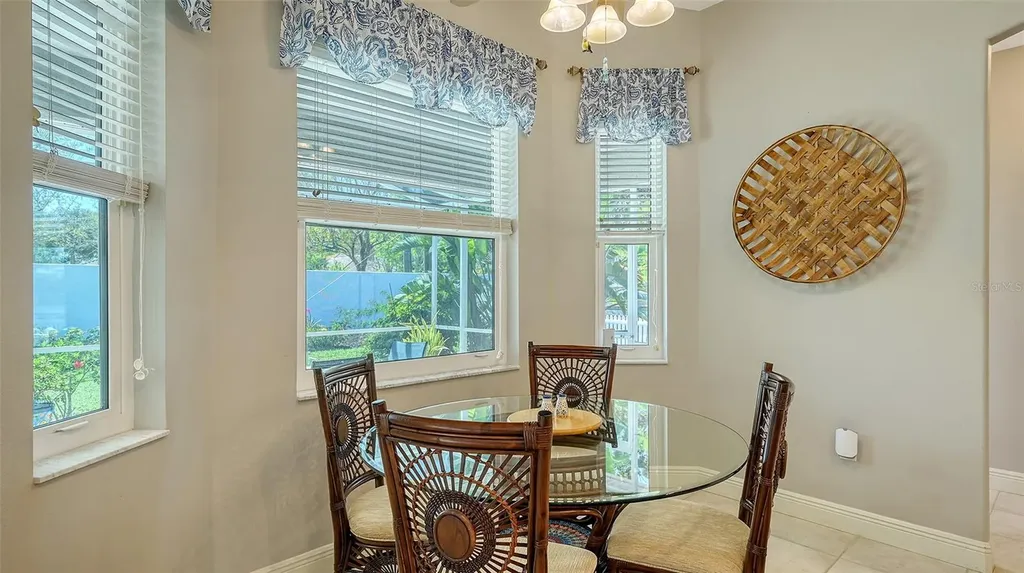 5518 Eastwind Drive Sarasota FL 34233