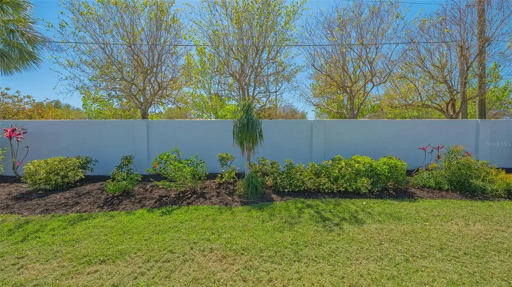 5518 Eastwind Drive Sarasota FL 34233