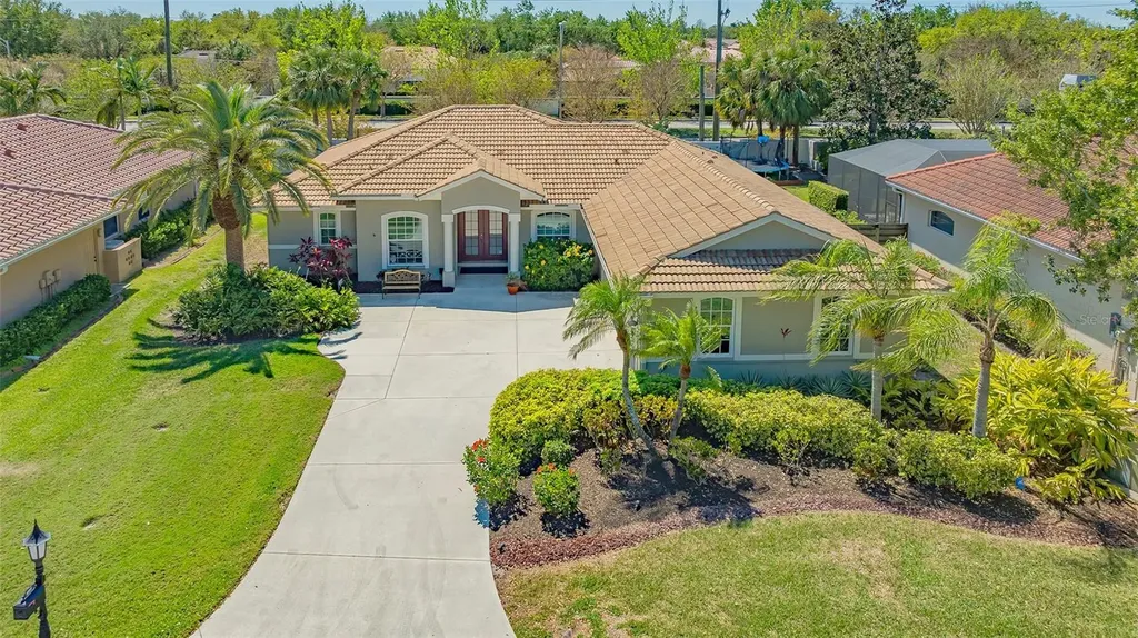 5518 Eastwind Drive Sarasota FL 34233
