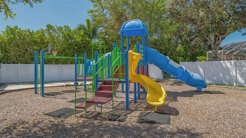 5518 Eastwind Drive Sarasota FL 34233