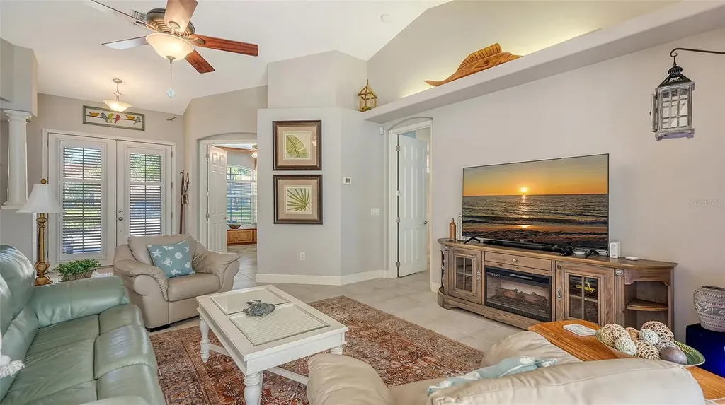 5518 Eastwind Drive Sarasota FL 34233